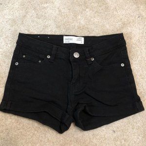 black denim shorts!